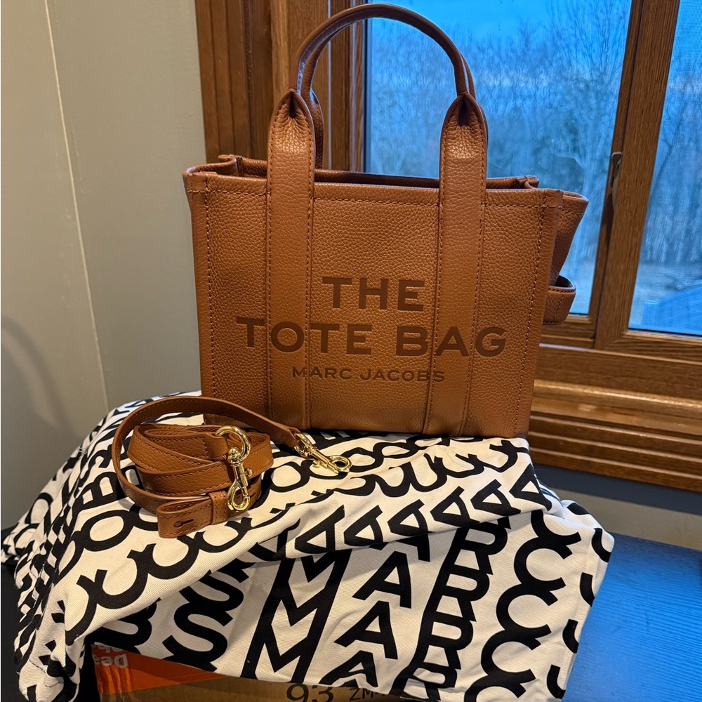 Marc Jacobs Tan Leather Tote Bag- small